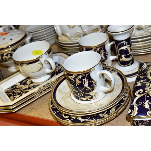 513 - A WEDGWOOD CORNUCOPIA PART DINNER SERVICE, comprising five teacups (one rings dull), seven saucers, ... 