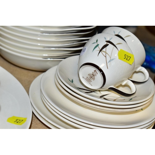 527 - ROYAL DOULTON CASCADE D5457 PART DINNER SERVICE to include seven dinner plates (one with chip), seve... 