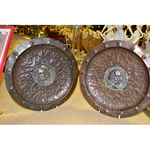 536 - A PAIR OF EARLY 20TH CENTURY CIRCULAR COPPER PLAQUES AND AN ARTS & CRAFT STYLE COPPER BOX, the plaqu... 