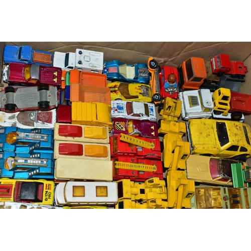 676 - A QUANTITY OF UNBOXED AND ASSORTED PLAYWORN DIECAST VEHICLES, Corgi, Matchbox, Majorette and Tonka, ... 