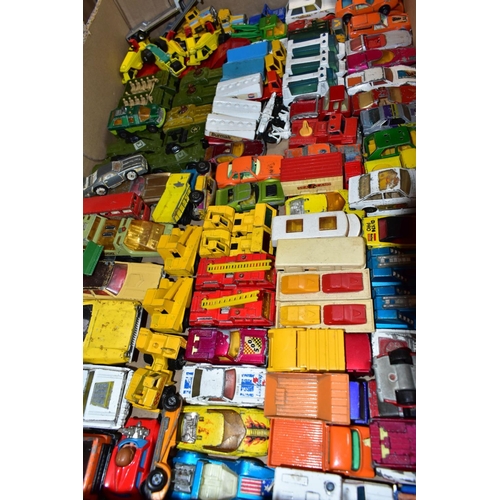 676 - A QUANTITY OF UNBOXED AND ASSORTED PLAYWORN DIECAST VEHICLES, Corgi, Matchbox, Majorette and Tonka, ... 