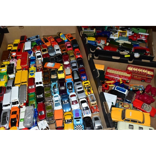 678 - A QUANTITY OF UNBOXED AND ASSORTED DIECAST VEHICLES, mainly modern items but does include Timpo Toys... 