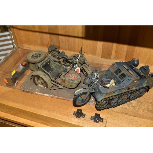 720 - TWO LARGE SCALE CONSTRUCTED PLASTIC GERMAN MILITARY MOTORBIKE MODEL KITS, one depicts a N.S.U. Kette... 