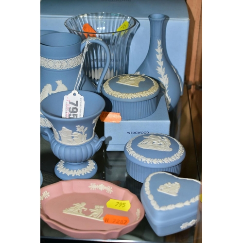 795 - A GROUP OF BLUE WEDGWOOD JASPERWARE, to include trinket dishes and commemorative trinket dishes, tri... 