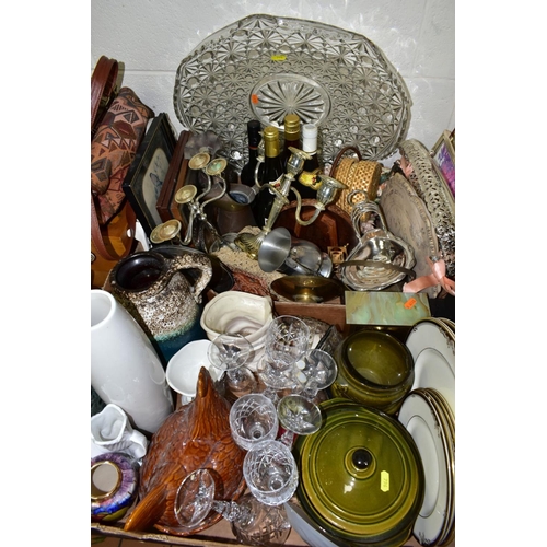 796 - THREE BOXES AND LOOSE GLASSWARE AND MISCELLANEOUS ITEMS, to include a three decanter open top oak ta... 