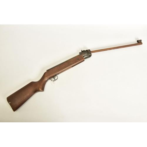131 - A .22'' BREAK ACTION SPRING AIR RIFLE, serial number 05 88 g in working order marked 'Made in Hungar... 