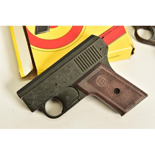 136 - AN ITALIAN .22'' BLANK STARTING PISTOL with a magazine and original box, together with .22'' Blank E... 