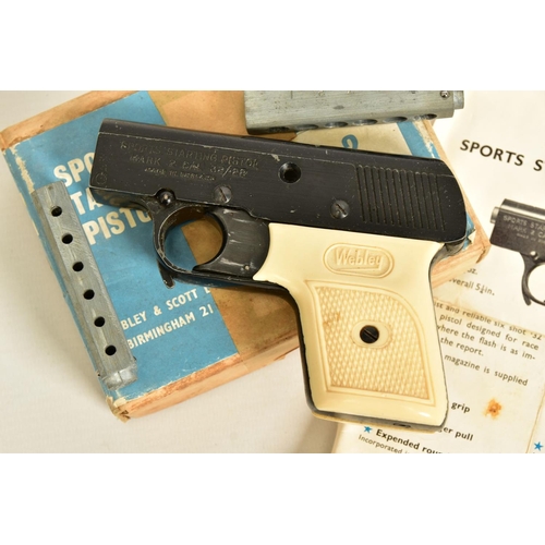 137 - A .22'' RIM-RIFLE/.320'' EXTRA SHORT CENTRE FIRE BLANK MK2 SPORTS STARTING PISTOL by Webley & Scott ... 