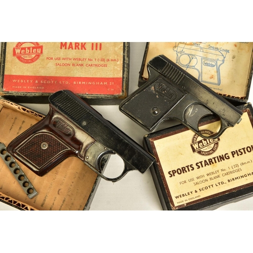 139 - A .22'' RIM FIRE BLANK MK 3 SPORTS STARTING PISTOL by Webley & Scott Ltd complete with it's box, tog... 