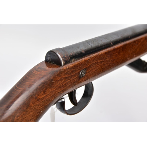 141 - A SMOOTH BORE .177'' DIANA MODEL 16 AIR GUN marked Made in Great Britain which later changed to Brit... 