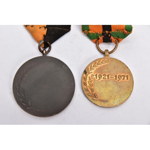 90 - 'IRISH WAR OF INDEPENDANCE MEDALS' both with wearing bar clasps, but believed to be later produced c... 