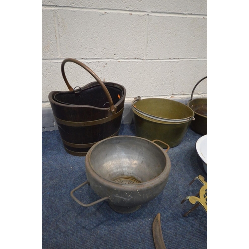 1385 - A QUANTITY OF METALWARE TO INCLUDE, two brass jam pans, a coopered and brass bucket, metal triangula... 