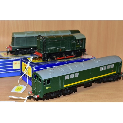 402 - THREE HORNBY DUBLO THREE RAIL LOCOMOTIVES, boxed class 20 No. D8000 (L30), boxed class 08 No. D3763 ... 