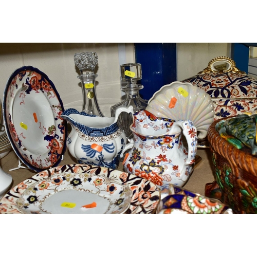 613 - A GROUP OF CERAMICS AND GLASSWARE, including a reproduction majolica game pie dish, an Imari pallet ... 