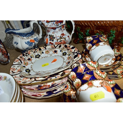 613 - A GROUP OF CERAMICS AND GLASSWARE, including a reproduction majolica game pie dish, an Imari pallet ... 