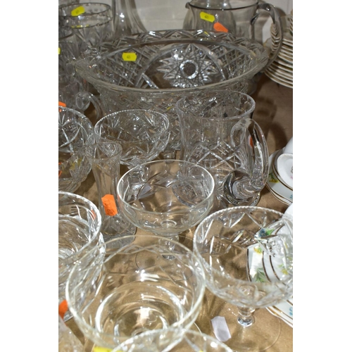 621 - A GROUP OF CUT GLASSWARE, including Corbet cut glass Trifle bowl and six matching dishes, boxed Tutb... 