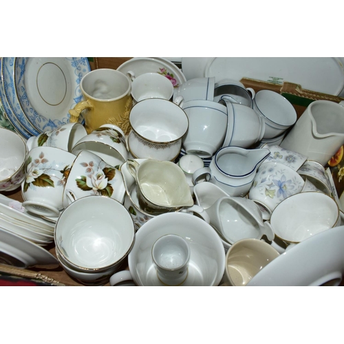 636 - FIVE BOXES AND LOOSE OF MISCELLANEOUS CERAMICS, including Royal Doulton Counterpoint part dinner ser... 