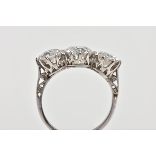 2 - A LARGE THREE STONE DIAMOND RING, three old cut diamonds, centre diamond calculated weight 1.82ct, e... 