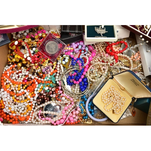 101 - A BOX OF SILVER AND COSTUME JEWELLERY, to include a silver rope link chain, three silver bangles, pe... 