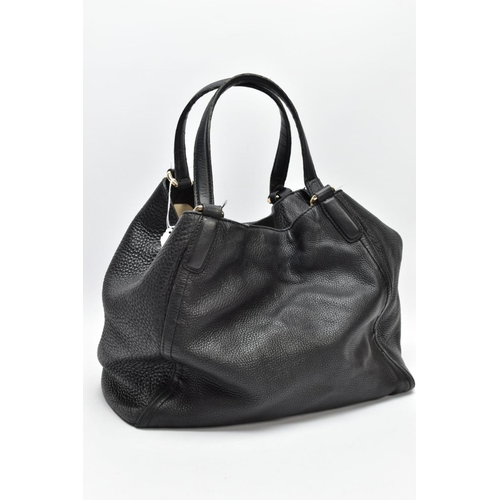 139 - A BLACK GUCCI BAG, the soft leather with raised double G symbol to front centre, tassel attached to ... 