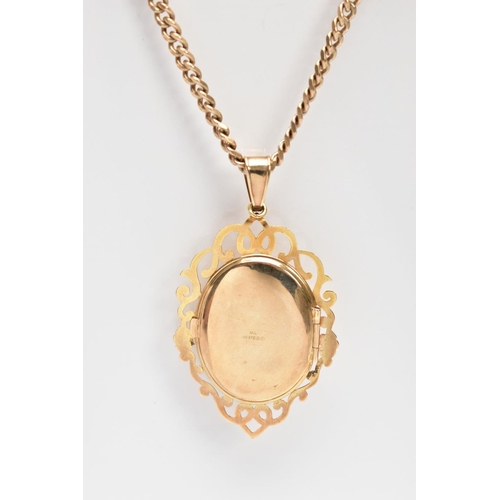 161 - A MODERN 9CT GOLD FANCY OVAL CULTURED PEARL AND GARNET LOCKET AND FILED CURB CHAIN, oval locket cent... 