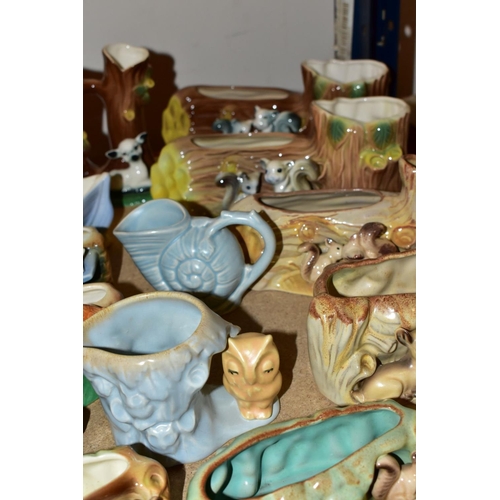 327 - A COLLECTION OF HORNSEA POTTERY/ROYAL FAUNA POSY/VASES, JUGS, ETC, to include rabbits, fawns, squirr... 