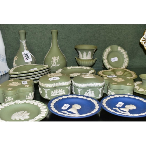 356 - A GROUP OF WEDGWOOD JASPERWARES, mostly green, comprising two green bud vases, an urn shaped vase, f... 