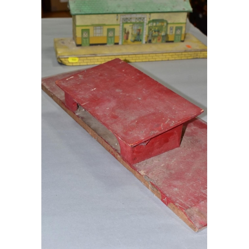 533 - A BOXED DINKY TOYS HAY RAKE, No.27K, appears complete and in very good condition, plain yellow box h... 