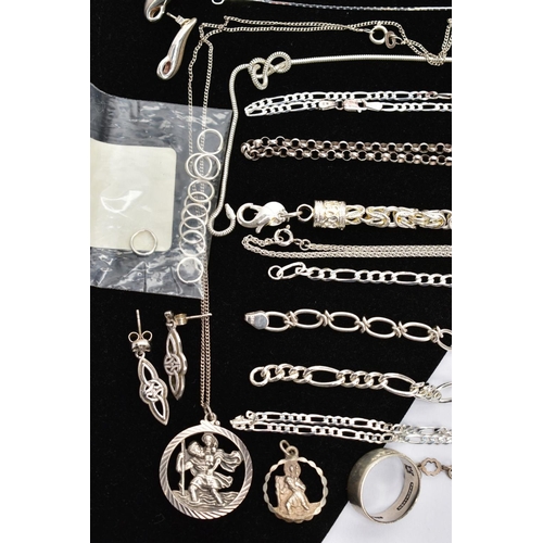 61 - A SELECTION OF SILVER AND WHITE METAL JEWELLERY, to include rings, pendants, bracelets, necklaces, b... 