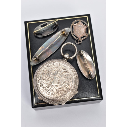 63 - FIVE ITEMS OF JEWELLERY, to include an early 20th century silver pocket watch, with Roman numerals a... 