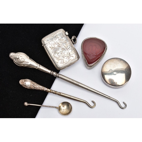 76 - A SELECTION OF SILVER AND WHITE METAL NOVELTY ITEMS, to include an Edwardian silver vesta, hallmark ... 