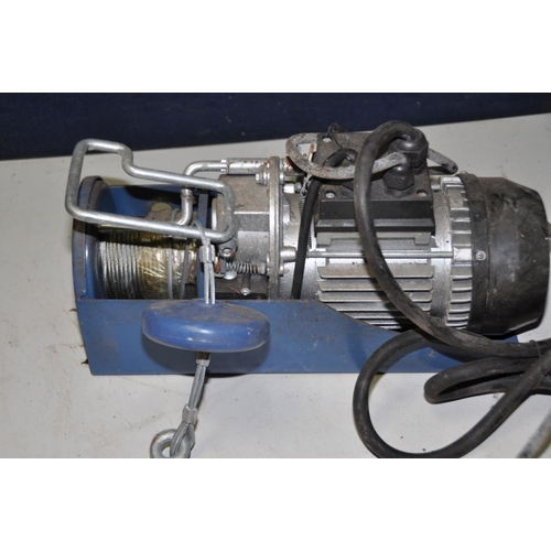 1064 - A POWERCRAFT ELECTRIC WINCH 240v (PAT pass and working) along with a chain and shackle and a hand wi... 