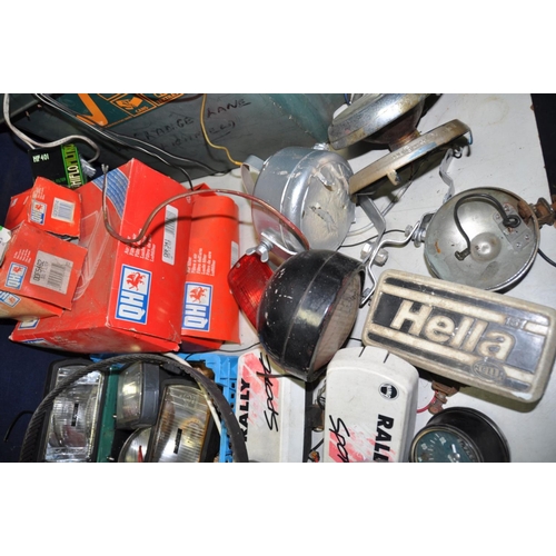 1072 - A QUANTITY OF VINTAGE VEHICLE HEADLAMPS, TAILLIGHTS, air and oil filters, timing belt, motorbike dia... 