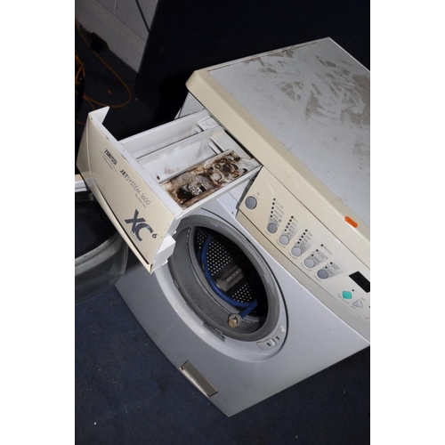 1112 - A ZANUSSI XC6 WASHING MACHINE ( PAT pass and powers up but not tested any further) short cable