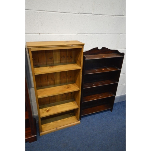 1316 - A MODERN MAHOGANY OPEN BOOKCASE, with three adjustable shelves, width 94cm x depth 32cm x height 123... 