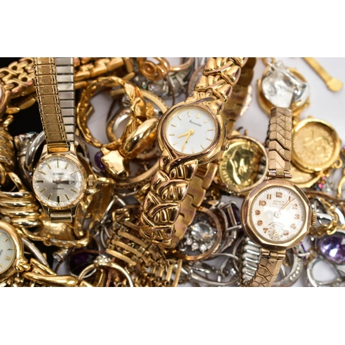 135 - A 9CT GOLD LADIES WRISTWATCH WITH A BAG OF ASSORTED COSTUME JEWELLERY, the wristwatch with a round s... 