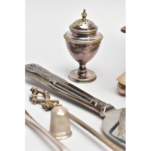 149 - A SELECTION OF SILVER AND WHITE METAL ITEMS, to include four silver napkin rings, each with full hal... 