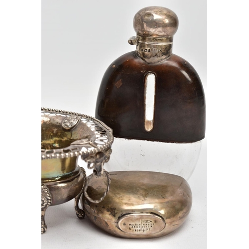 150 - A SELECTION OF SILVER AND WHITE METAL ITEMS, to include an AF glass and silver lined decanter, with ... 