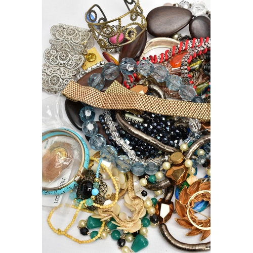 158 - A BOX OF COSTUME JEWELLERY, to include various beaded necklaces and bracelets, earrings, bangles, br... 