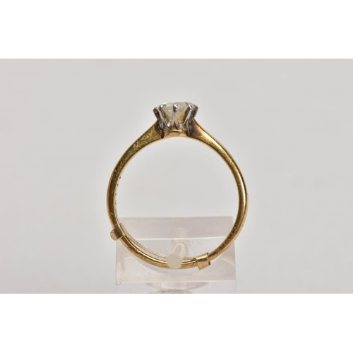 179 - A DIAMOND SINGLE STONE RING, a modern round brilliant cut diamond claw set to knife edge shoulders a... 