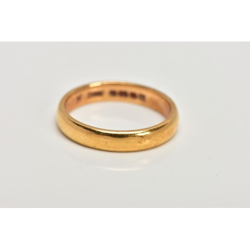 2 - A 22CT GOLD WEDDING BAND RING, plain polished band, hallmarked 22ct gold Birmingham, ring size L, ap... 