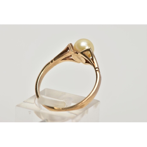 29 - A 9CT CULTURED PEARL DRESS RING, set with a single cultured pearl, bifurcated shoulders on a plain p... 