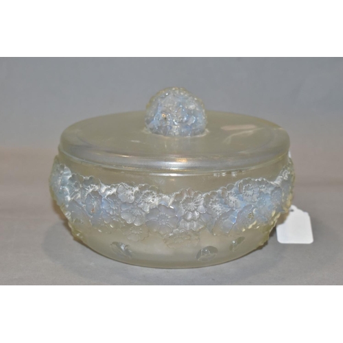 338 - AN EARLY 20TH CENTURY RENE LALIQUE PRIMEVERES OPALESCENT BOWL AND COVER, moulded with flower heads t... 