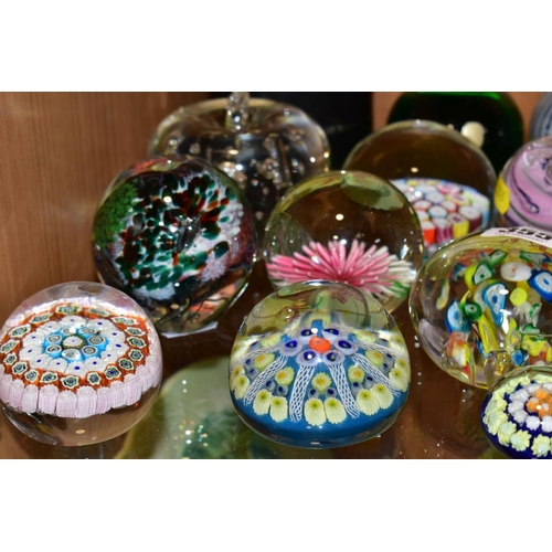 355 - TWENTY MODERN GLASS PAPERWEIGHTS, mostly unbranded, various designs including Millefior, bubble incl... 