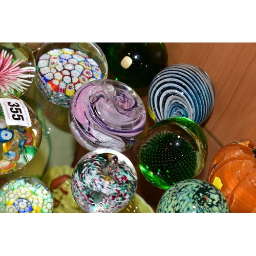 355 - TWENTY MODERN GLASS PAPERWEIGHTS, mostly unbranded, various designs including Millefior, bubble incl... 