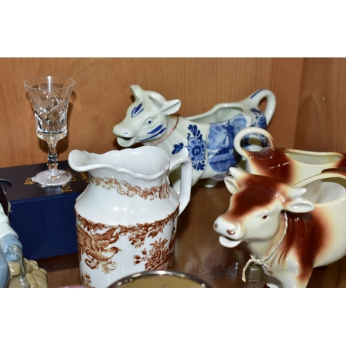 441 - A GROUP OF CERAMICS AND GLASS, comprising Wedgwood dark blue jasperware covered jug, silver mount to... 