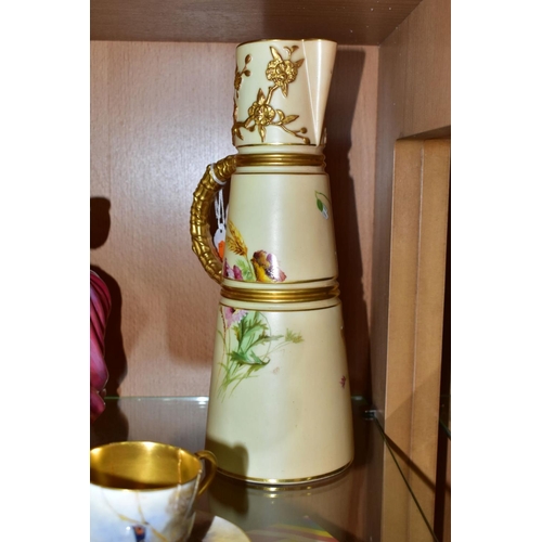 445 - A SMALL GROUP OF ROYAL WORCESTER PORCELAIN, comprising a badly damaged James Stinton small cabinet c... 