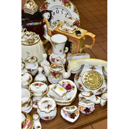 460 - ROYAL ALBERT 'OLD COUNTRY ROSES' DINNER/TEA WARES, NOVELTY TEAPOTS AND TRINKETS, comprising two two ... 