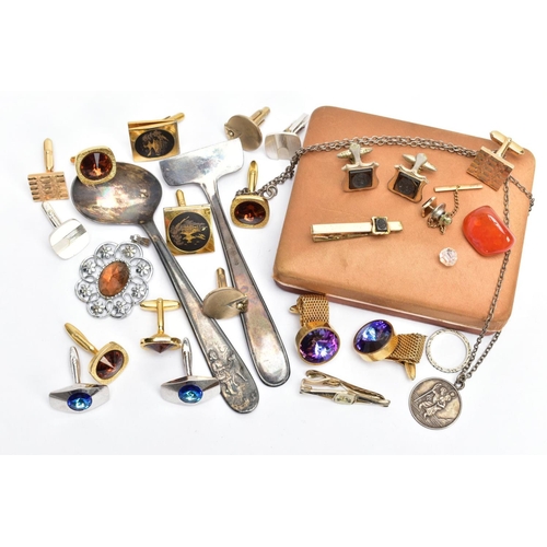 48 - A BOX OF ASSORTED ITEMS, to include a quantity of costume cufflinks, such as a cased four piece 'Str... 