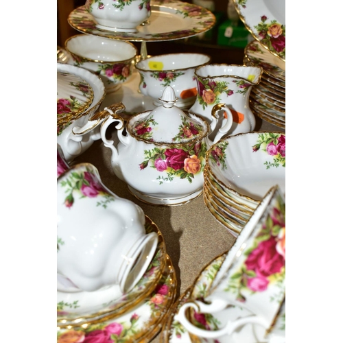 482 - ROYAL ALBERT OLD COUNTRY ROSES PART DINNER SERVICE, comprising ten 26cm plates, nine seconds, 20.5cm... 